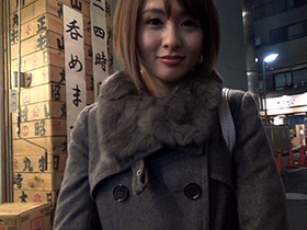 鶯谷発!ヤリパブ人気嬢は無敵のチン舐め女 夏目優希 サンプル動画サムネイル